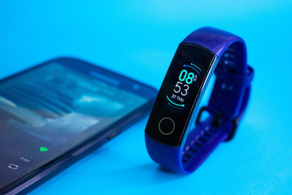Best Smart Band Under 5000